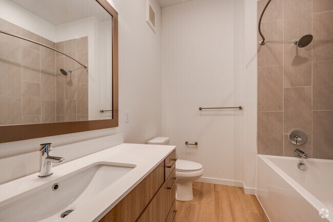 B5 - 2HAB, 2BA - 1.219 ft² - Madison at Canyons, The