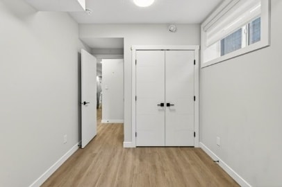 Building Photo - 10335-10135 135 St NW