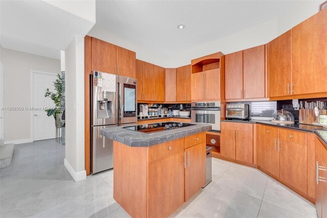 Foto del edificio - 14401 SW 33rd Ct