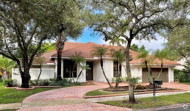 Building Photo - 1099 Waterbrook Ln