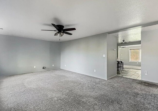 Foto del edificio - 2756 Baltic Ave