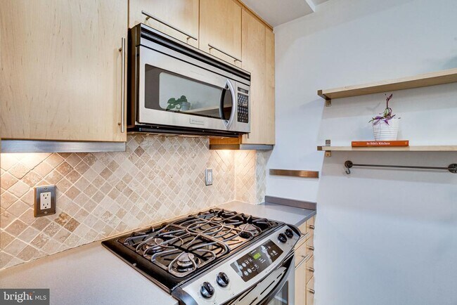 Foto del edificio - 1830 11th St NW