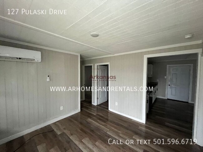Building Photo - 127 Pulaski Dr
