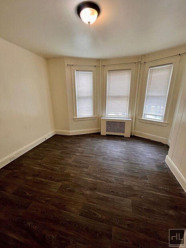 Building Photo - Cedar St,Yonkers