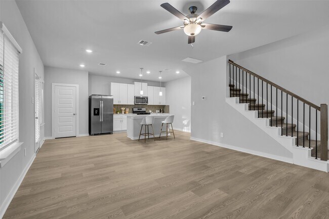 Foto del edificio - 18720 Presswood Wy Dr