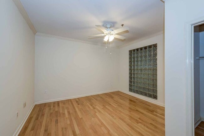 Building Photo - 2161 Peachtree Rd