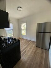Building Photo - 521 N 33rd St