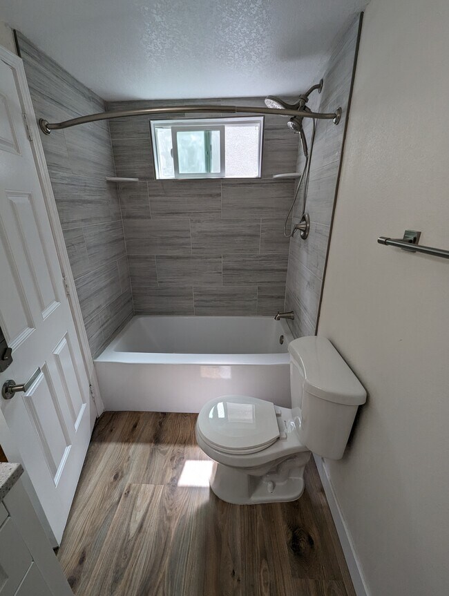 24131 Falconer Dr Unit B, Murrieta, CA 92562 24131 Falconer Dr