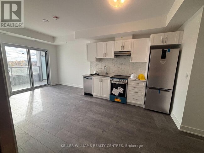 Photo du bâtiment - 705 Davis Dr