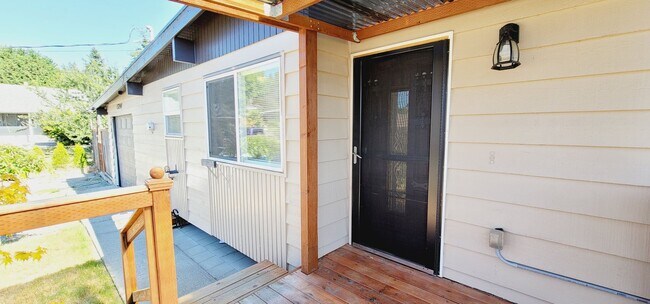 Foto del edificio - 13240 22nd Ave S