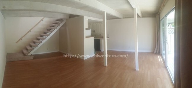 Building Photo - 278 Monroe Dr