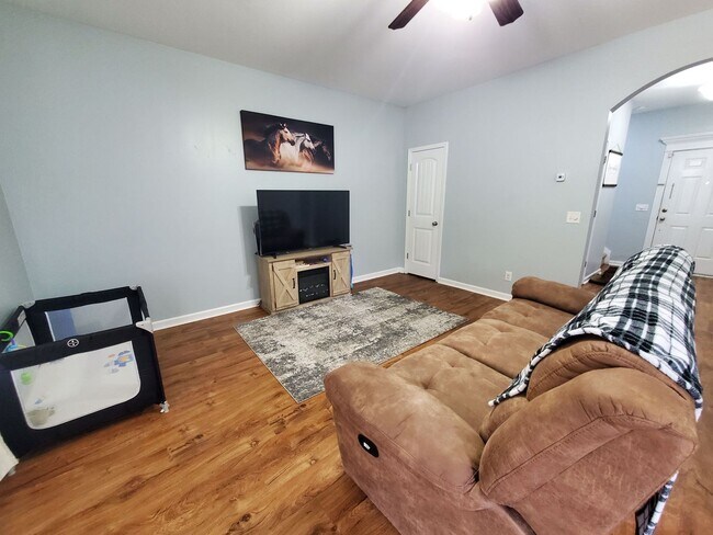 Foto del edificio - 144 Murray Crossing