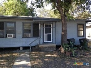 Building Photo - 1021 Haynes St