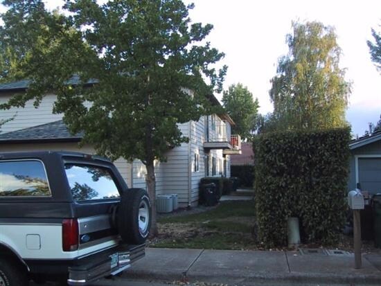 Building Photo - 534 Van Wey Cir