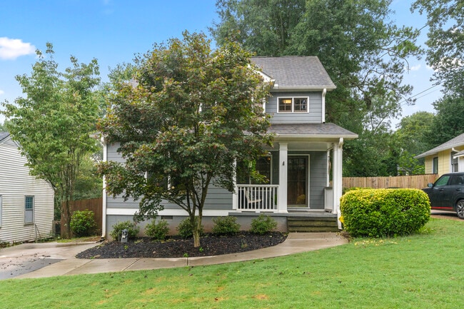 Photo - 3135 Alston Dr House