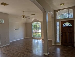 Building Photo - 3123 Bay Creek Dr