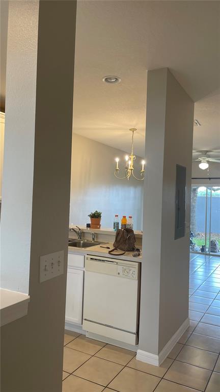 Building Photo - 10604 Savannah Wood Ct