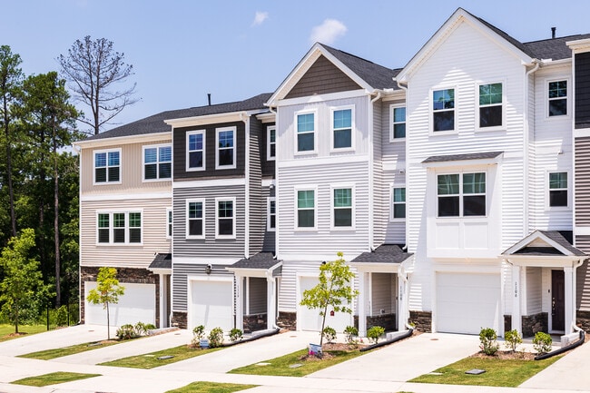 Photo - 1106 Shoreside Dr Townhome
