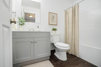 Building Photo - 501 Kristina Dr