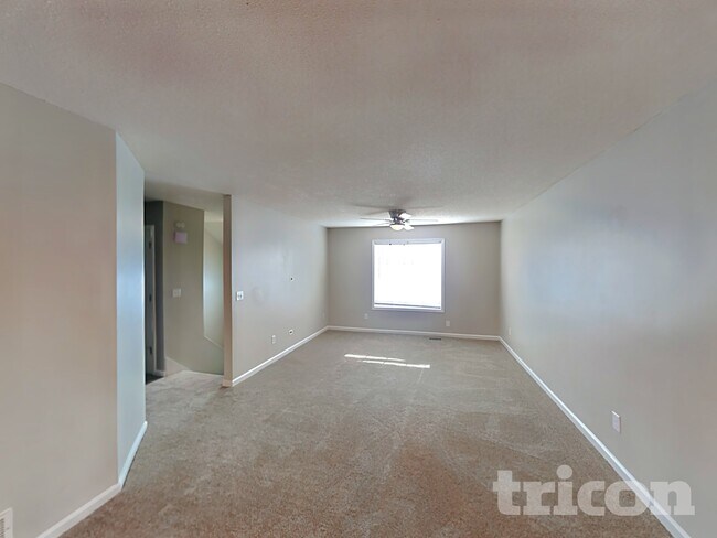 Building Photo - 404 Remington Ct
