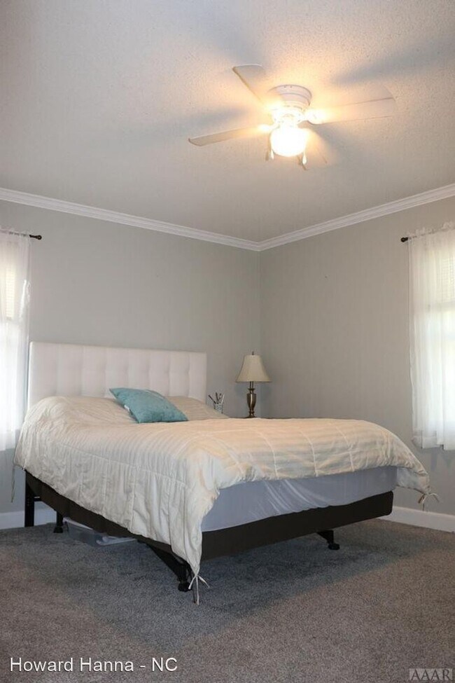 Foto del edificio - 704 Rocky Hock Creek Rd