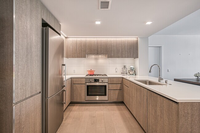 Foto del edificio - 1300 22nd St