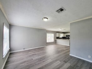 Building Photo - 2330 Cedar Dr