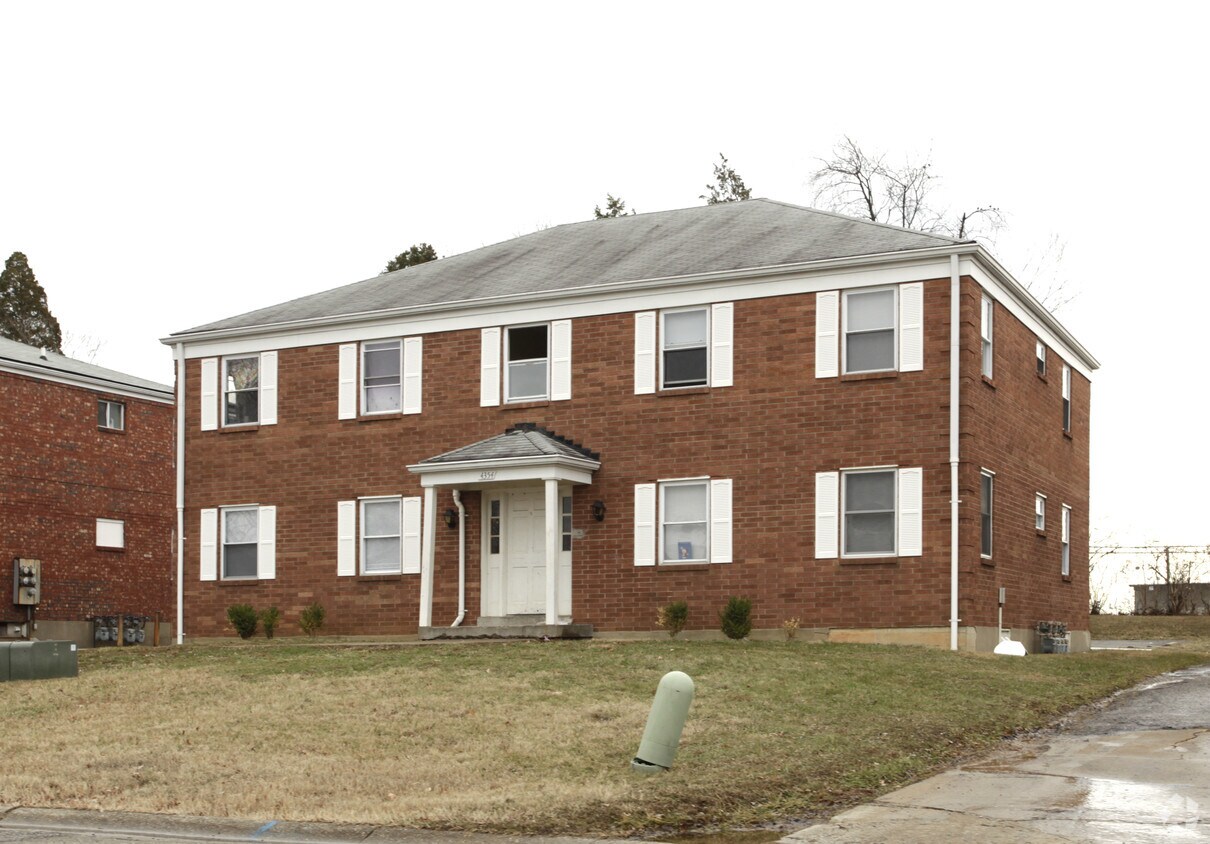 Primary Photo - 4354 Newport Rd