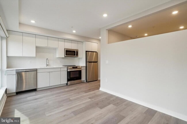 Foto del edificio - 3449 Scotts Ln