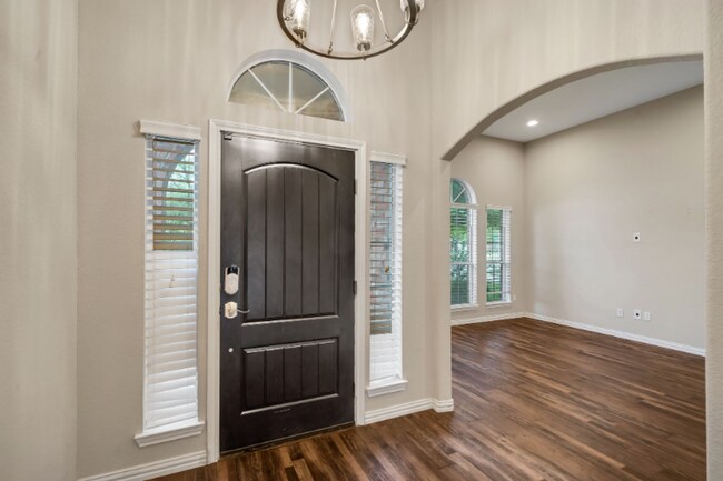Foto del edificio - 3005 Gardencrest Ln