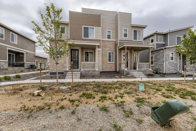 Foto del edificio - Stunning 3 Bed 2 1/2 Bath in Aurora!