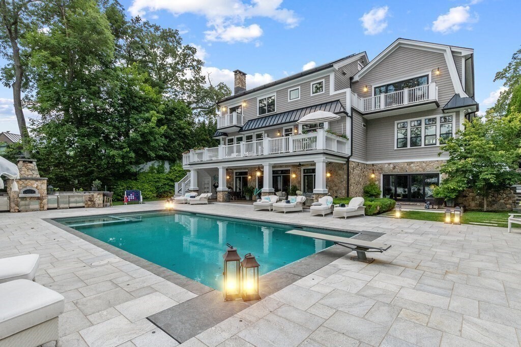 22 Indian Rock Rd Unit 1, Wayland, MA 01778 Condo for Rent in Wayland