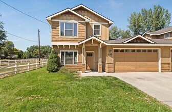 Building Photo - 5789-5795 N Bogart Ln