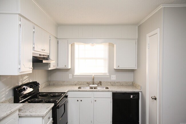 Building Photo - 4222 Zion St