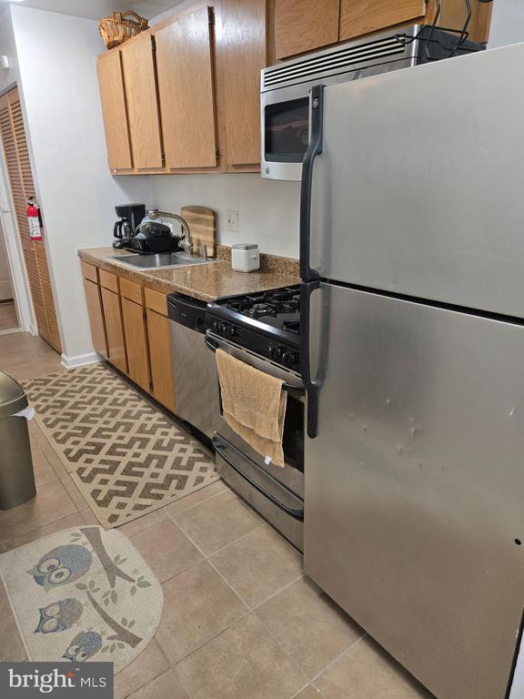 Foto del edificio - 4220 Dix St NE