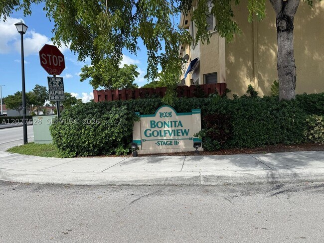 Building Photo - 7055 NW 173rd Dr