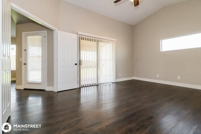 Building Photo - 16250 W Young St, Surprise, AZ 85374