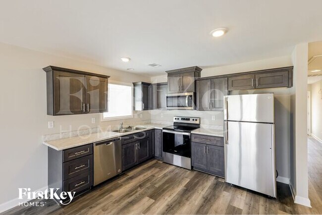 Foto del edificio - 7221 60th Avenue East