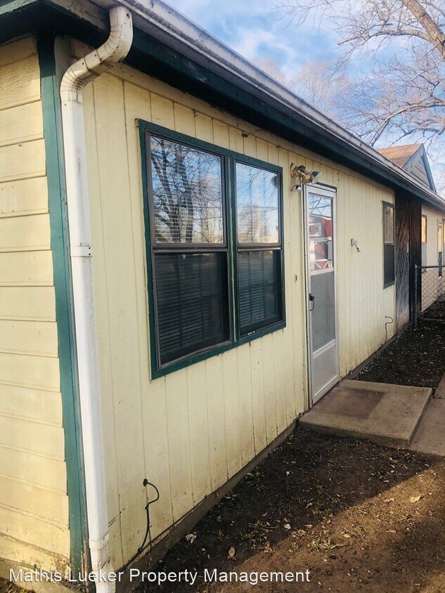 Primary Photo - 2 br, 1 bath House - 804 W 13th Apt A