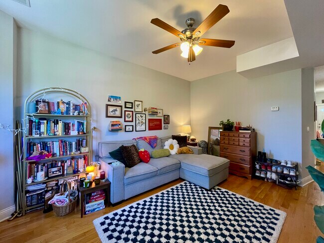 Foto del edificio - 3611 W Wolfram St