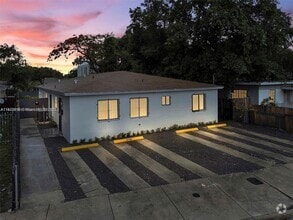 Building Photo - 5753 NW 6th Ave