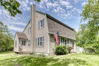 Building Photo - 16 Grasshopper Ln