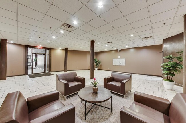 Building Photo - 1133 S Wabash Ave