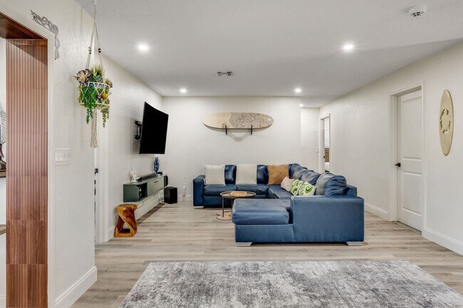 Foto del edificio - 415 N Shore Dr