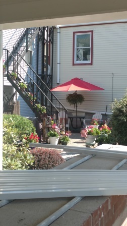 Primary Photo - 325 Market St