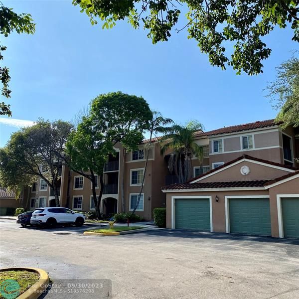 Foto del edificio - 4836 N State Rd 7