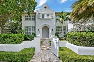 Building Photo - 3404 Ponce de Leon