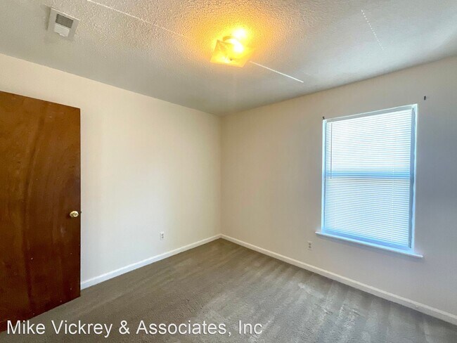 Building Photo - 2 br, 1 bath House - 2114 Vandivere Rd B