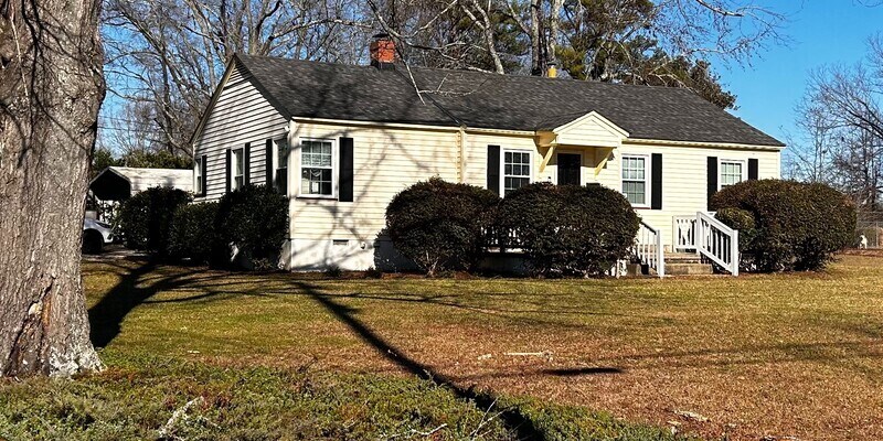 Primary Photo - 501 Shands St