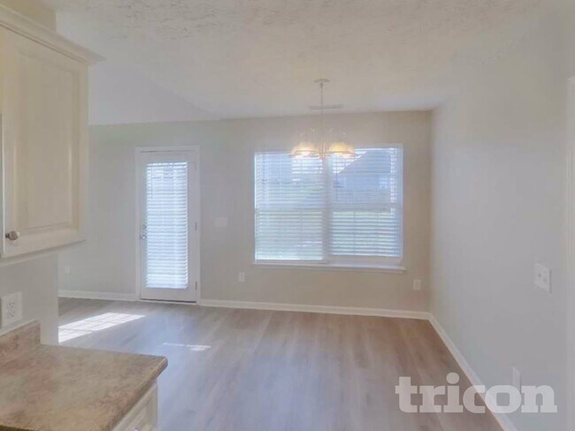 Foto del edificio - 1020 Niagra Way